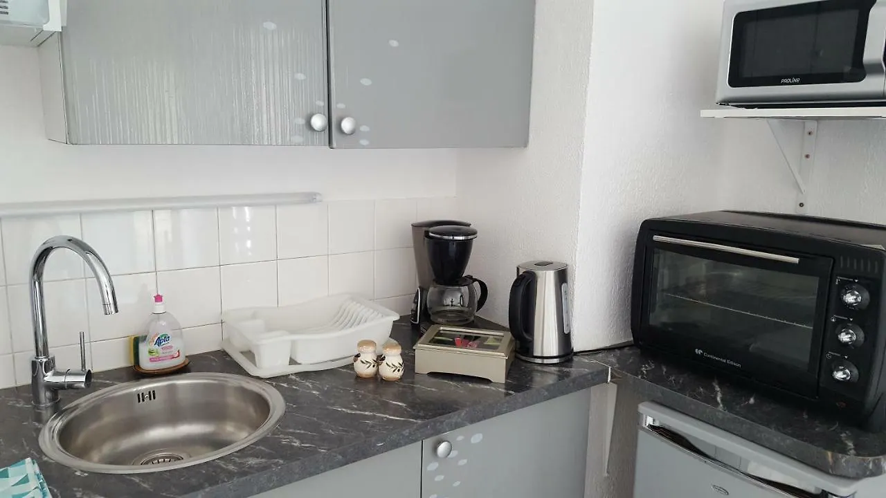 Nice Centre Studio Proche Mer Apartment